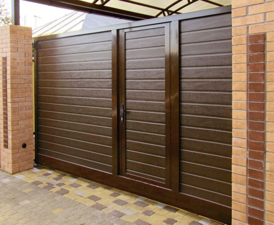 Ворота с калиткой в Павловской