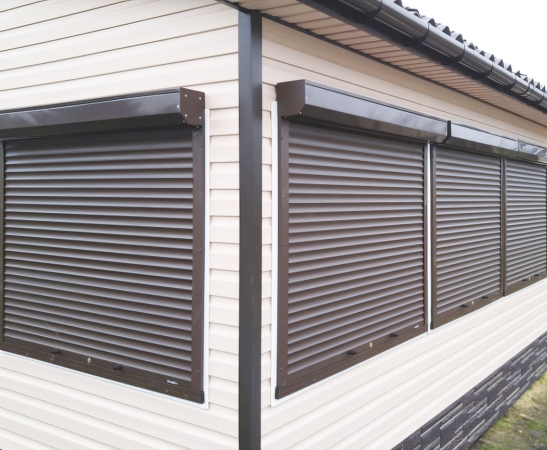 Рольставни на окна в Павловской