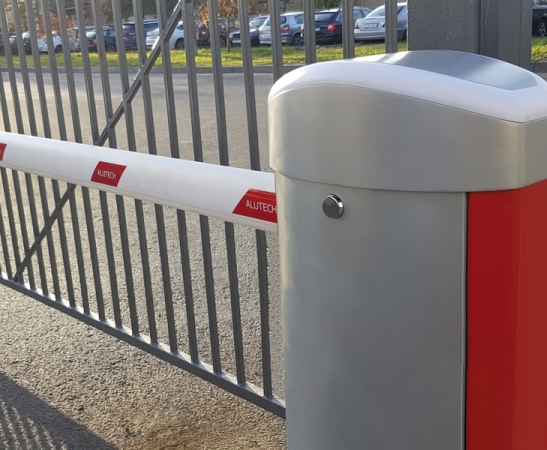 Автоматические шлагбаумы в Павловской