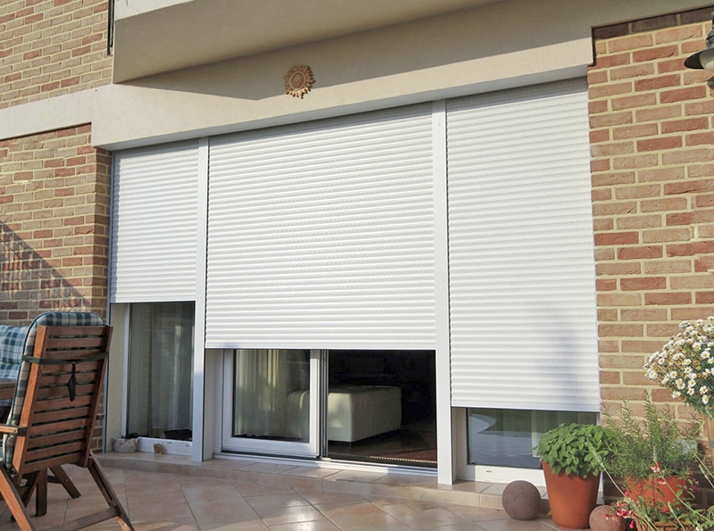 На двери в Павловской