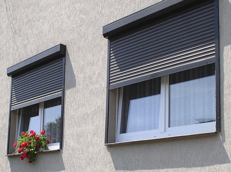 На окна в Павловской